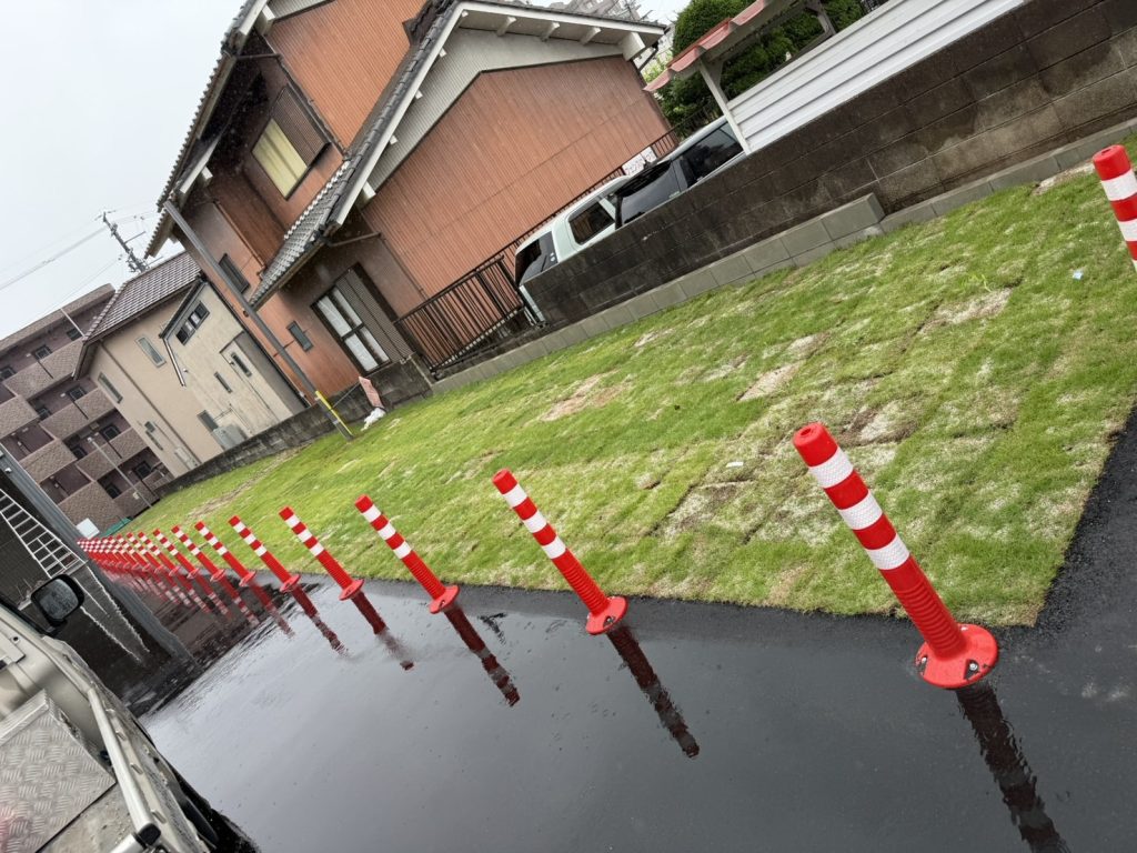 外構工事（芝生・駐車場）